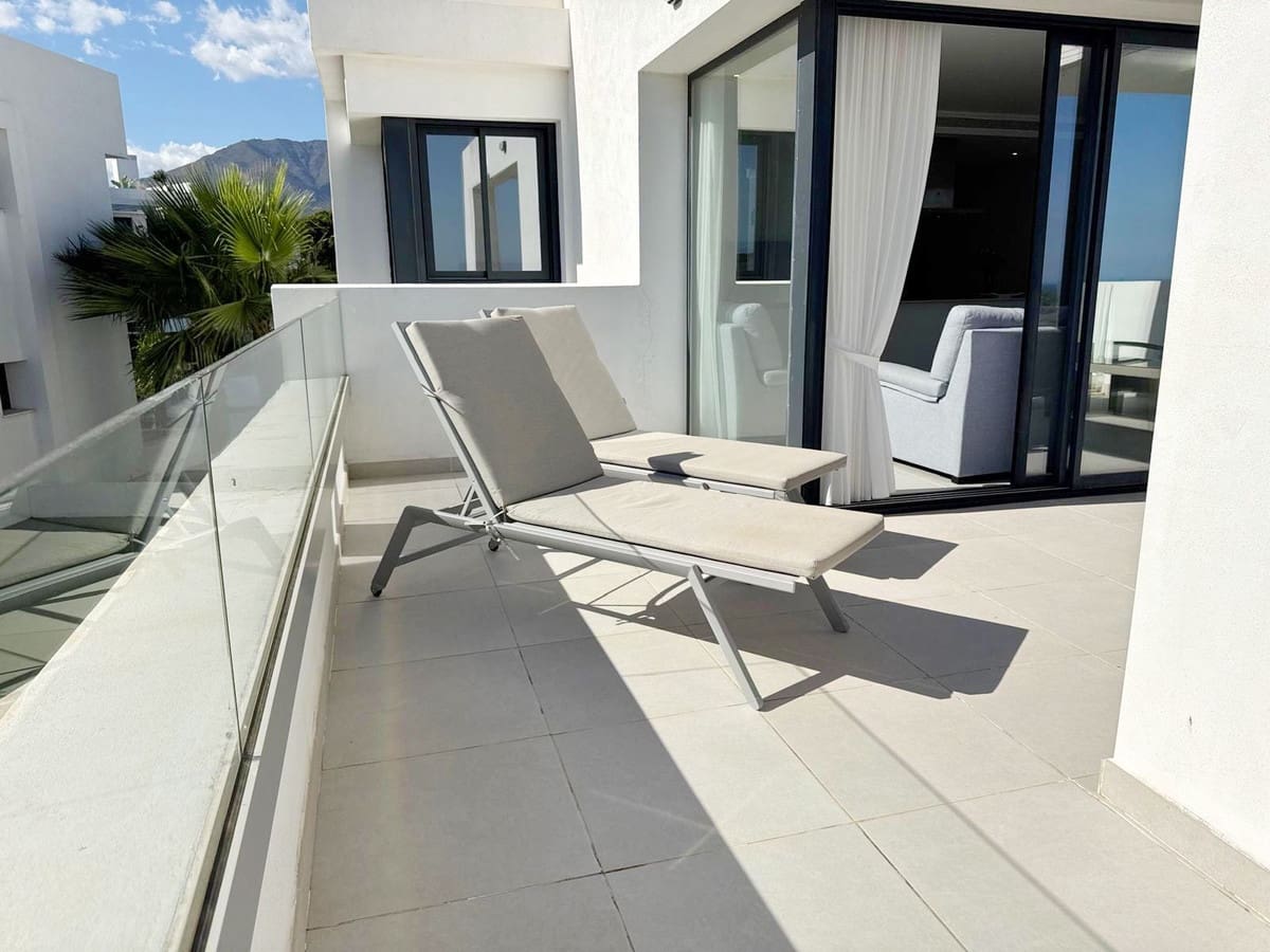 3 makuuhuone Kattohuoneisto myytävänä paikassa Estepona - 649 000 € (Ref: 9380481)