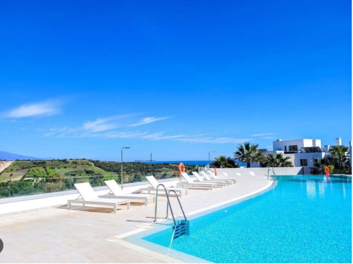 3 Zimmer Penthouse zu verkaufen in Estepona mit Garage - 595.000 € (Ref: 9380481)