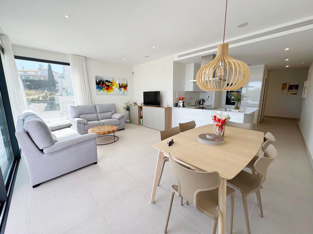 3 Zimmer Penthouse zu verkaufen in Estepona mit Garage - 595.000 € (Ref: 9380481)