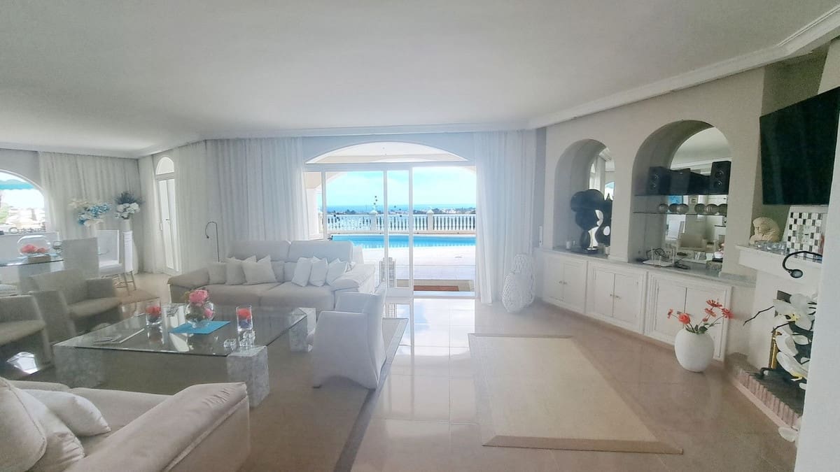 Chalet de 6 habitaciones en La Quinta en venta - 2.850.000 € (Ref: 9380482)