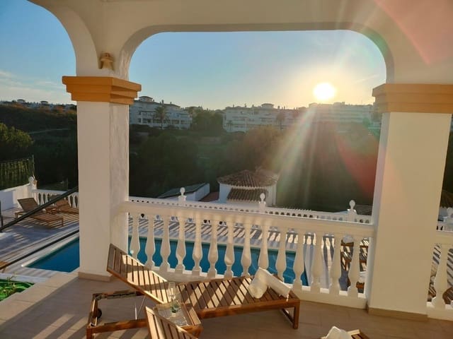 7 sypialnia Willa na sprzedaż w Solymar, Benalmádena - 2 000 000 € (Ref: 9380485)