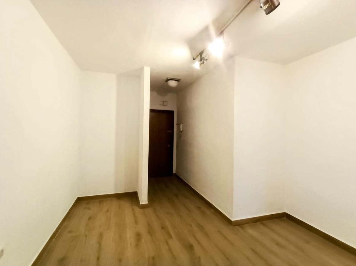 3 bedroom Apartment for sale in Marbella - € 530,000 (Ref: 9380487)