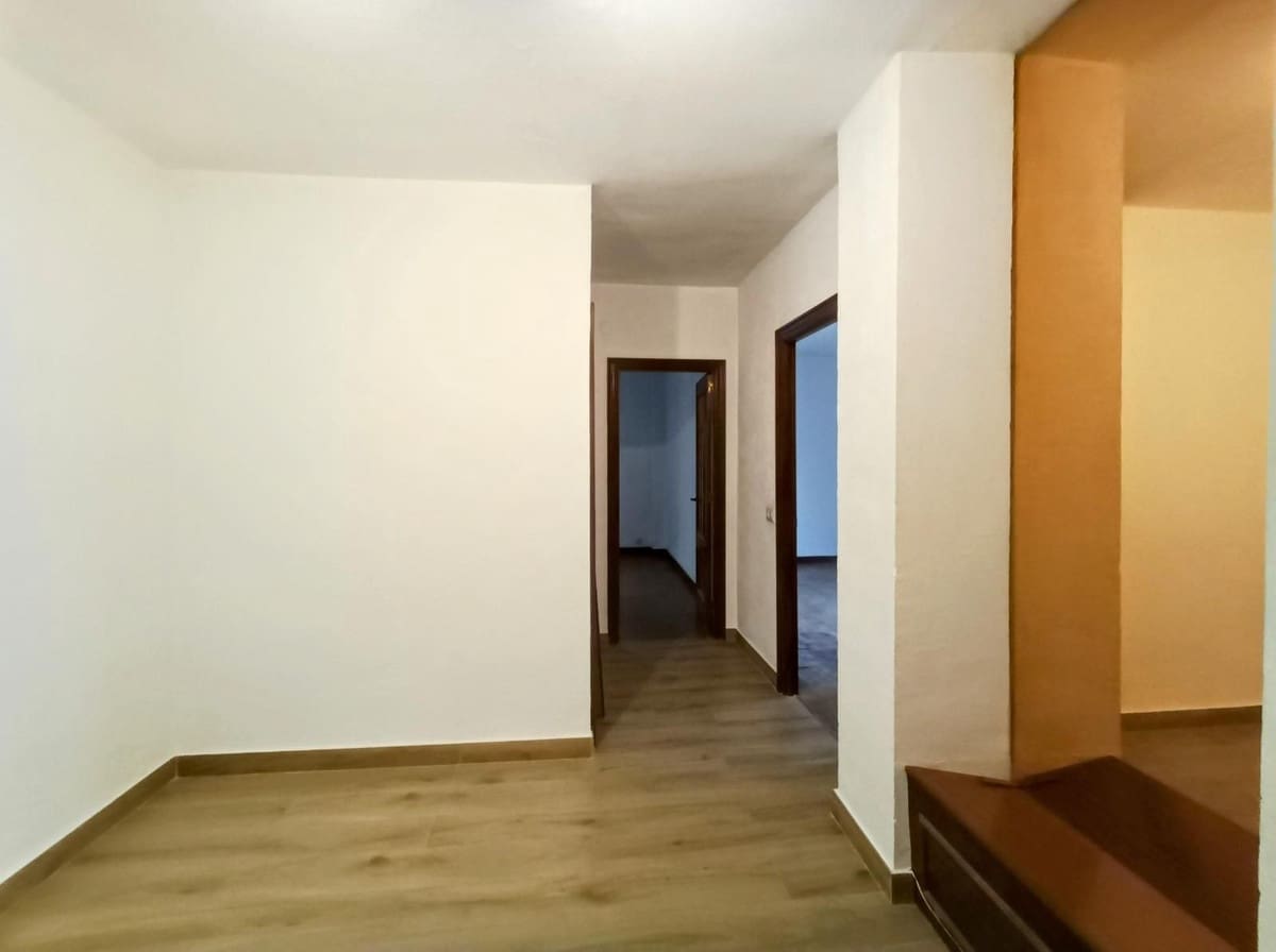 3 bedroom Apartment for sale in Marbella - € 530,000 (Ref: 9380487)