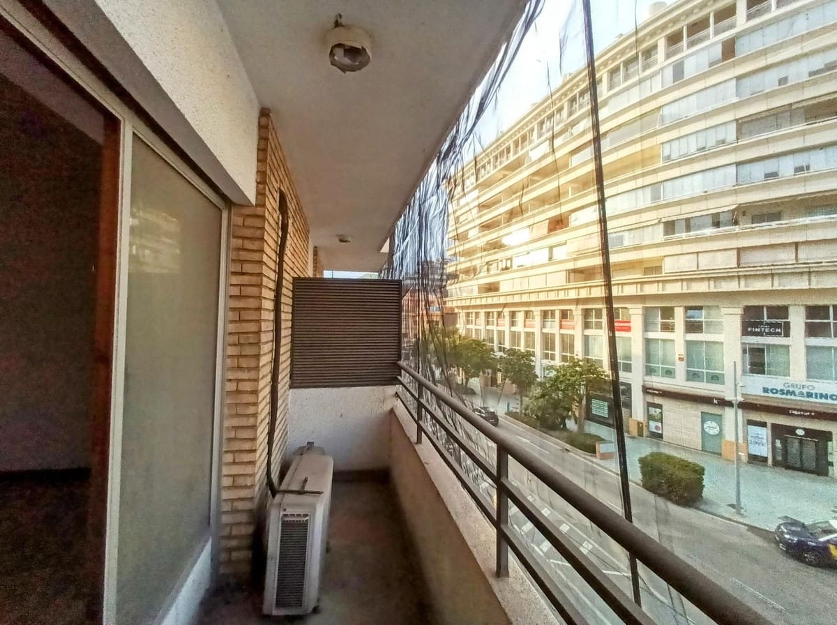 3 bedroom Apartment for sale in Marbella - € 530,000 (Ref: 9380487)