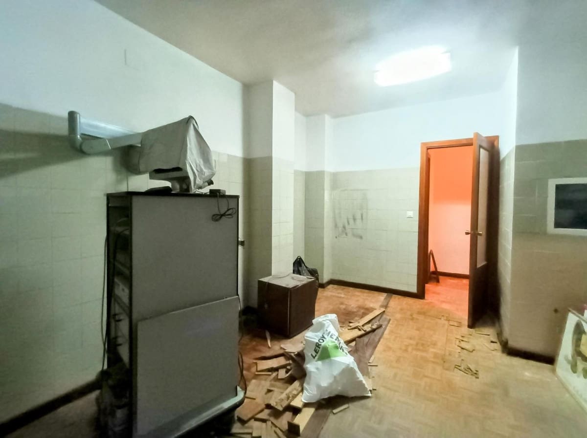 3 bedroom Apartment for sale in Marbella - € 530,000 (Ref: 9380487)