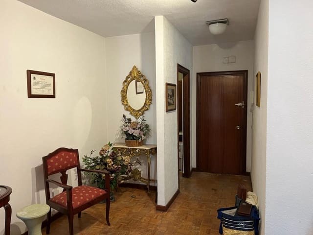 3 bedroom Apartment for sale in Casco Antiguo, Marbella - € 530,000 (Ref: 9380487)