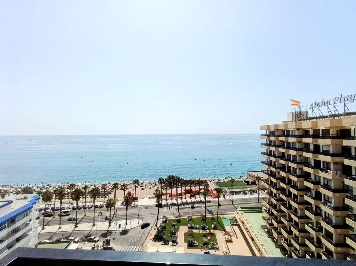 Studio for sale in Benalmadena - € 330,000 (Ref: 9380489)