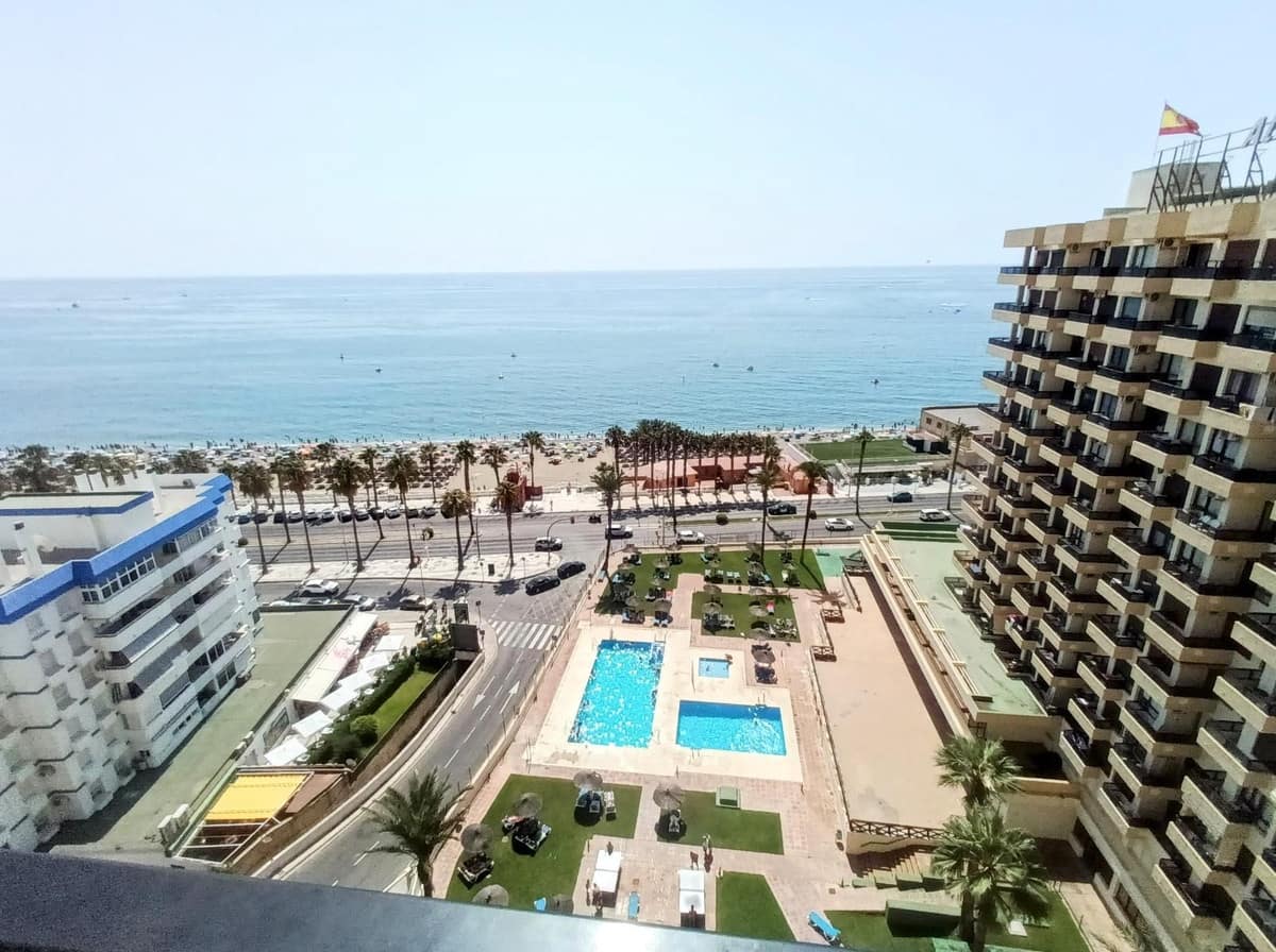 Studio for sale in Benalmadena - € 330,000 (Ref: 9380489)