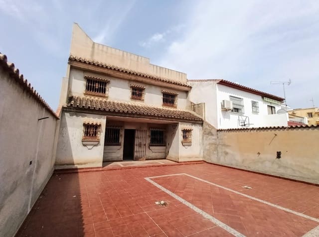 5 makuuhuone Omakotitalo myytävänä paikassa Castillo Sohail, Fuengirola - 533 000 € (Ref: 9380492)