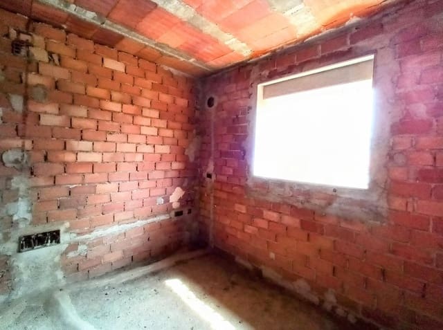 5 makuuhuone Omakotitalo myytävänä paikassa Castillo Sohail, Fuengirola - 533 000 € (Ref: 9380492)