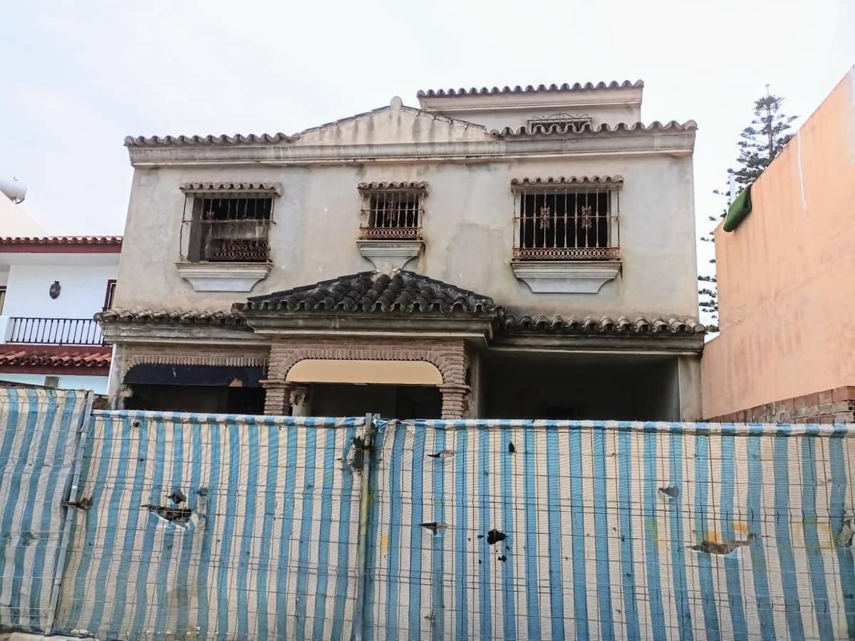 5 bedroom Townhouse for sale in Fuengirola - € 533,000 (Ref: 9380492)