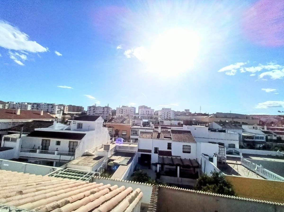 5 bedroom Townhouse for sale in Fuengirola - € 533,000 (Ref: 9380492)