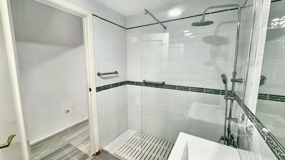 2 soverom Leilighet til salgs i Torremolinos - € 436 000 (Ref: 9380495)