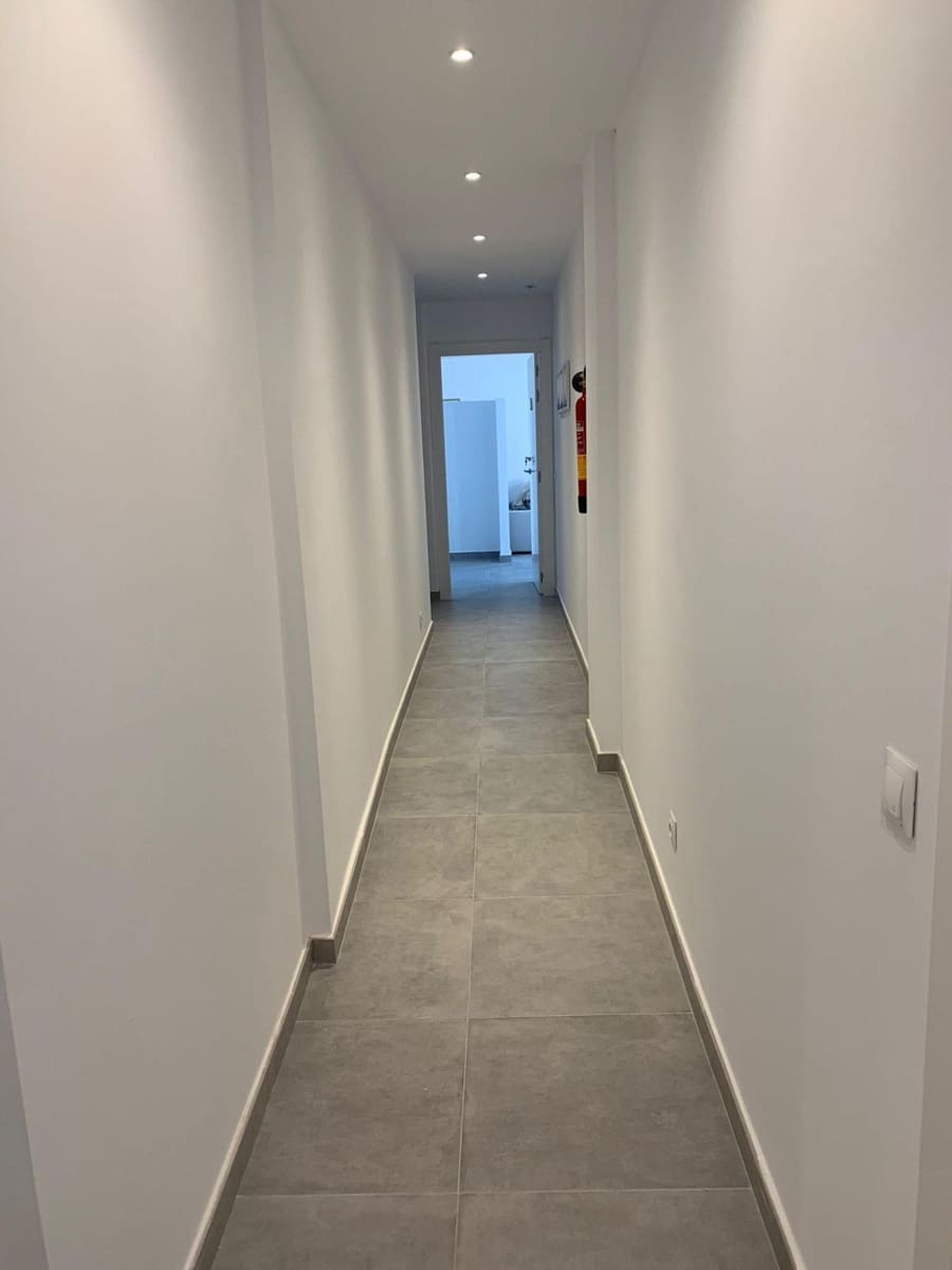 4 bedroom Studio for sale in San Pedro de Alcantara - € 500,000 (Ref: 9380496)