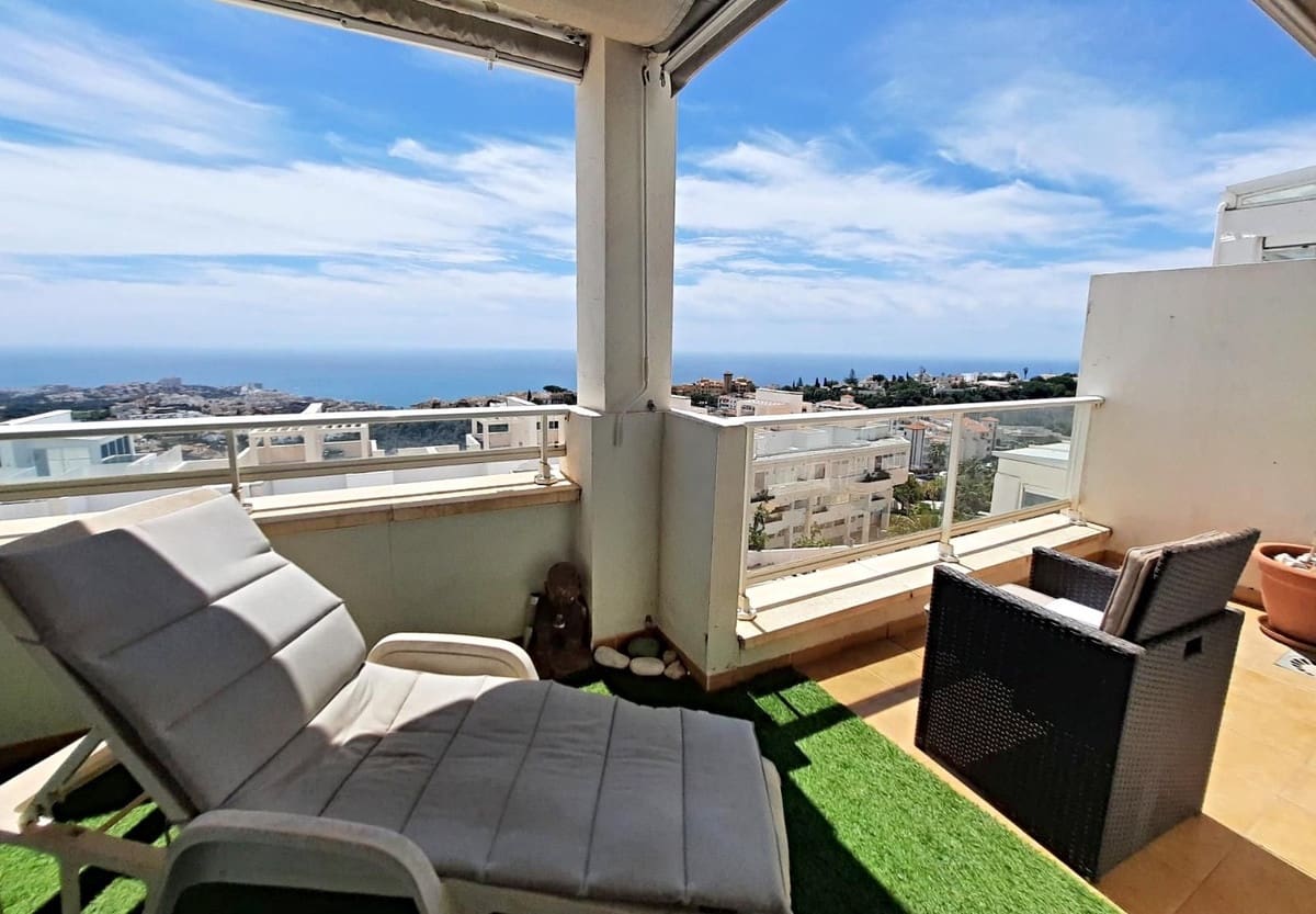 2 makuuhuone Kattohuoneisto myytävänä paikassa Benalmadena - 597 000 € (Ref: 9380497)