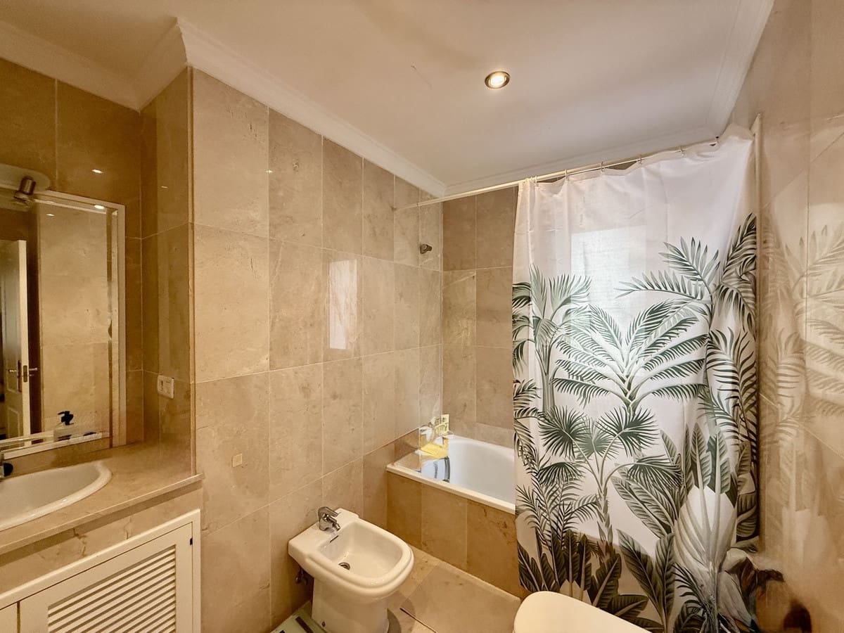 2 soverom Leilighet til salgs i Elviria - € 440 000 (Ref: 9380499)