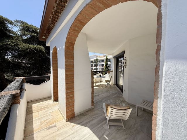 2 soveværelse Lejlighed til salg i Calahonda, Mijas - € 320.000 (Ref: 9380500)