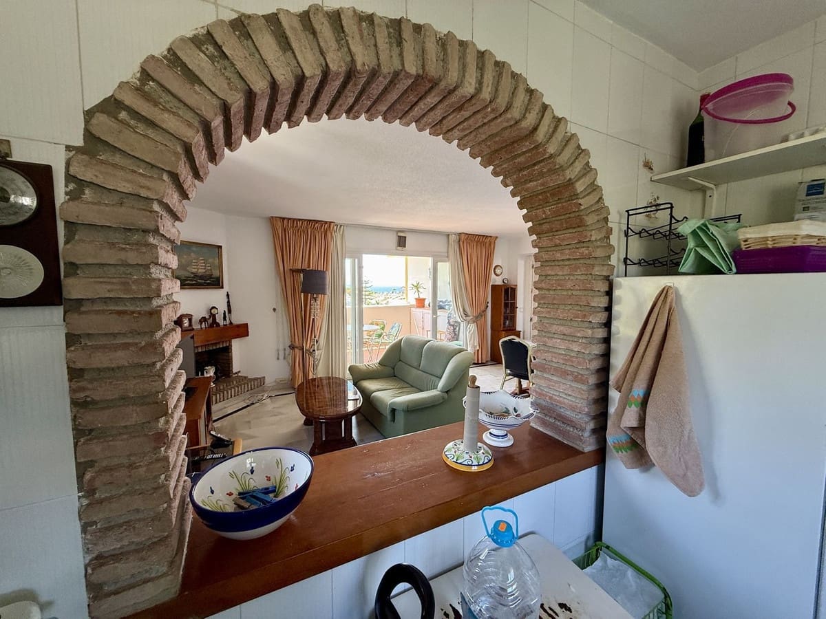 2 sovrum Takvåning till salu i Calahonda - 399 000 € (Ref: 9380503)