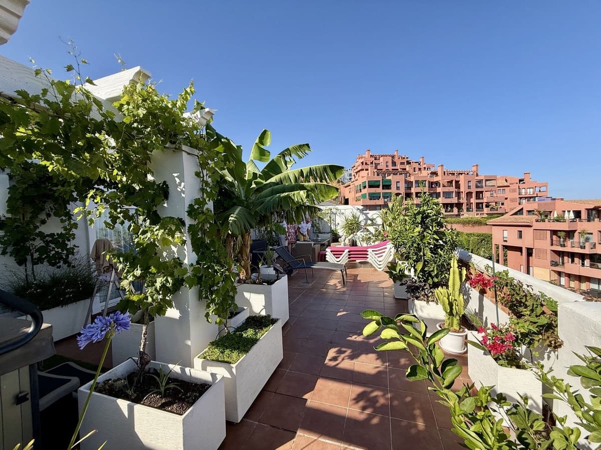 3 makuuhuone Kattohuoneisto myytävänä paikassa Calahonda - 540 000 € (Ref: 9380504)