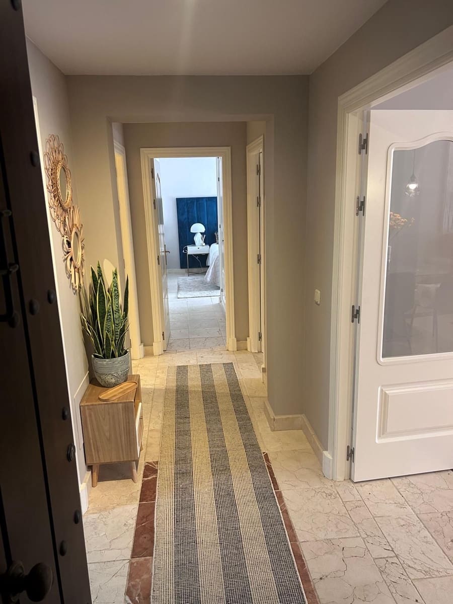 3 makuuhuone Huoneisto myytävänä paikassa Benahavis - 730 000 € (Ref: 9380510)