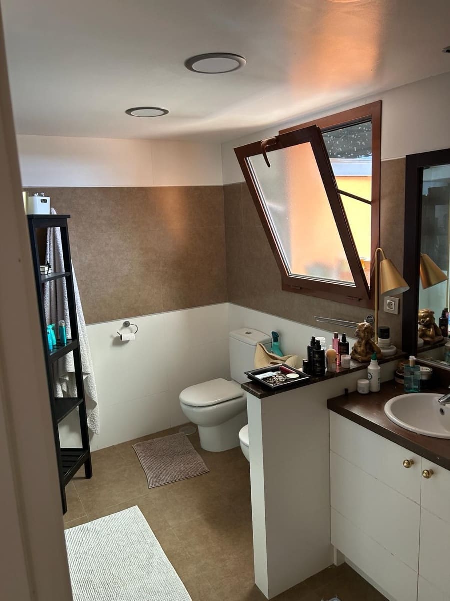 3 bedroom Penthouse for sale in Benahavis - € 520,000 (Ref: 9380512)