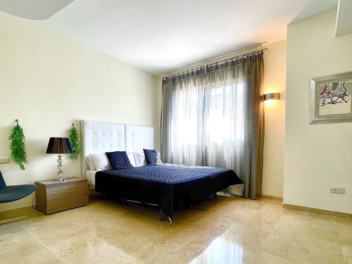 3 slaapkamer Huis te koop in La Cala Golf met garage - € 529.000 (Ref: 9380514)