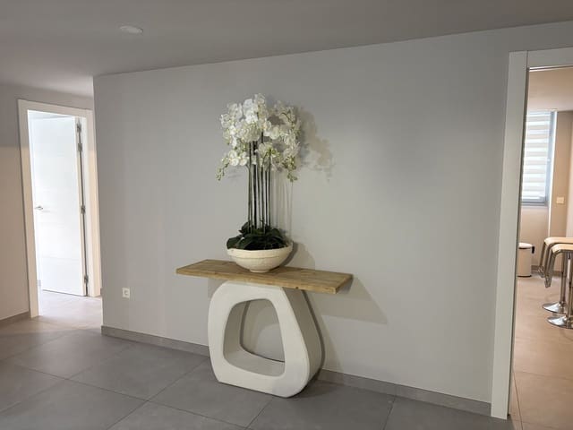 Apartamento de 3 habitaciones en Elviria, Marbella en venta - 999.000 € (Ref: 9380517)