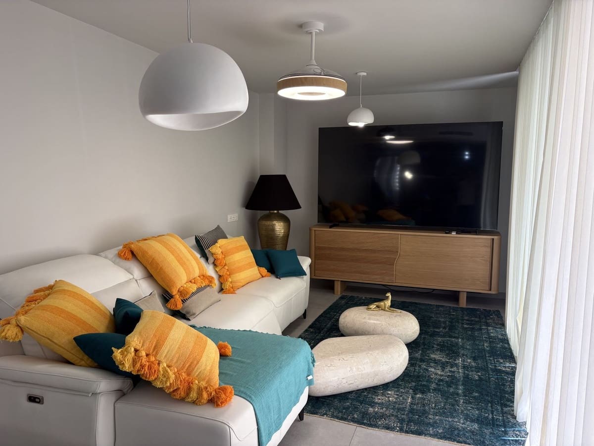 3 makuuhuone Huoneisto myytävänä paikassa Elviria - 999 000 € (Ref: 9380517)