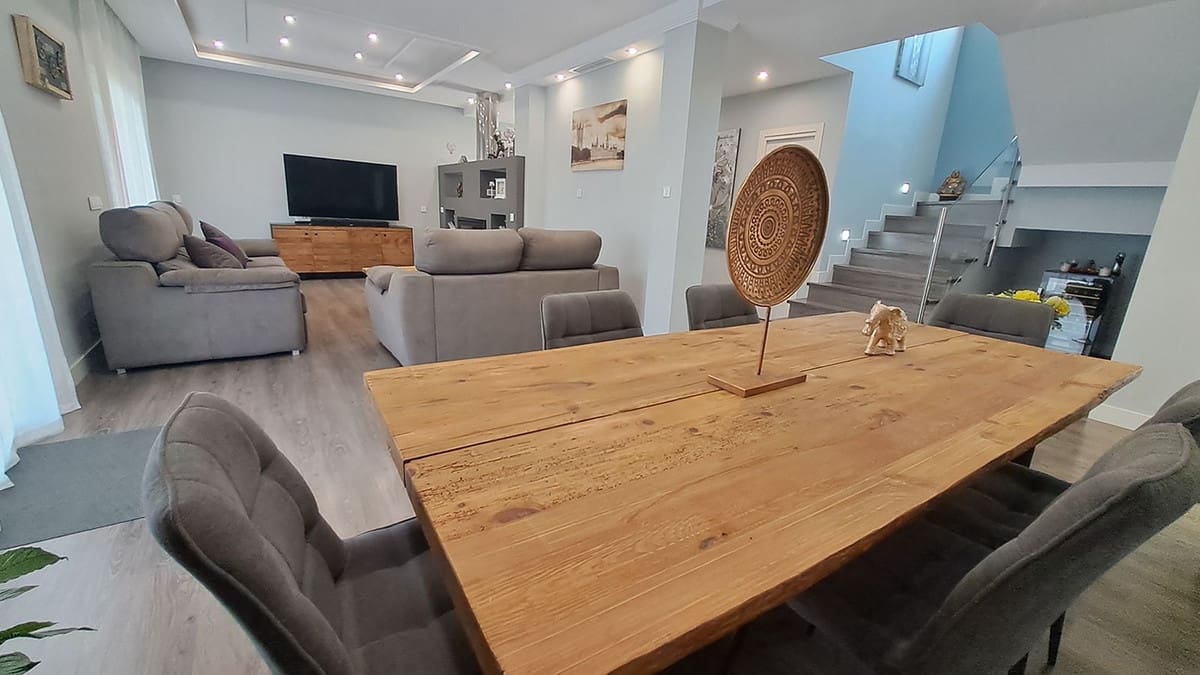 5 bedroom Villa for sale in Alhaurin el Grande - € 1,050,000 (Ref: 9380518)