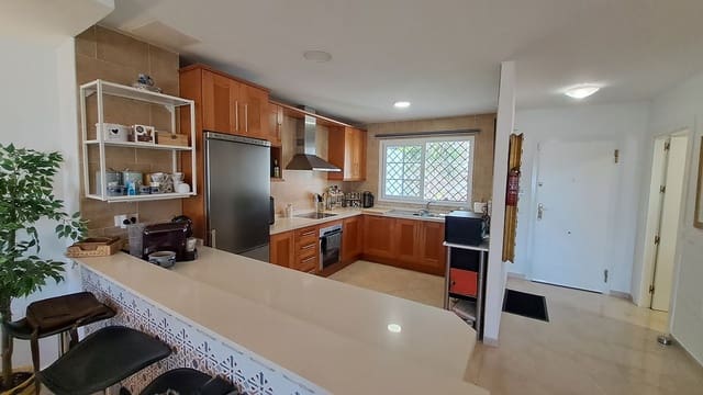 4 sypialnia Dom na sprzedaż w Alhaurín de la Torre z garażem - 449 000 € (Ref: 9380519)