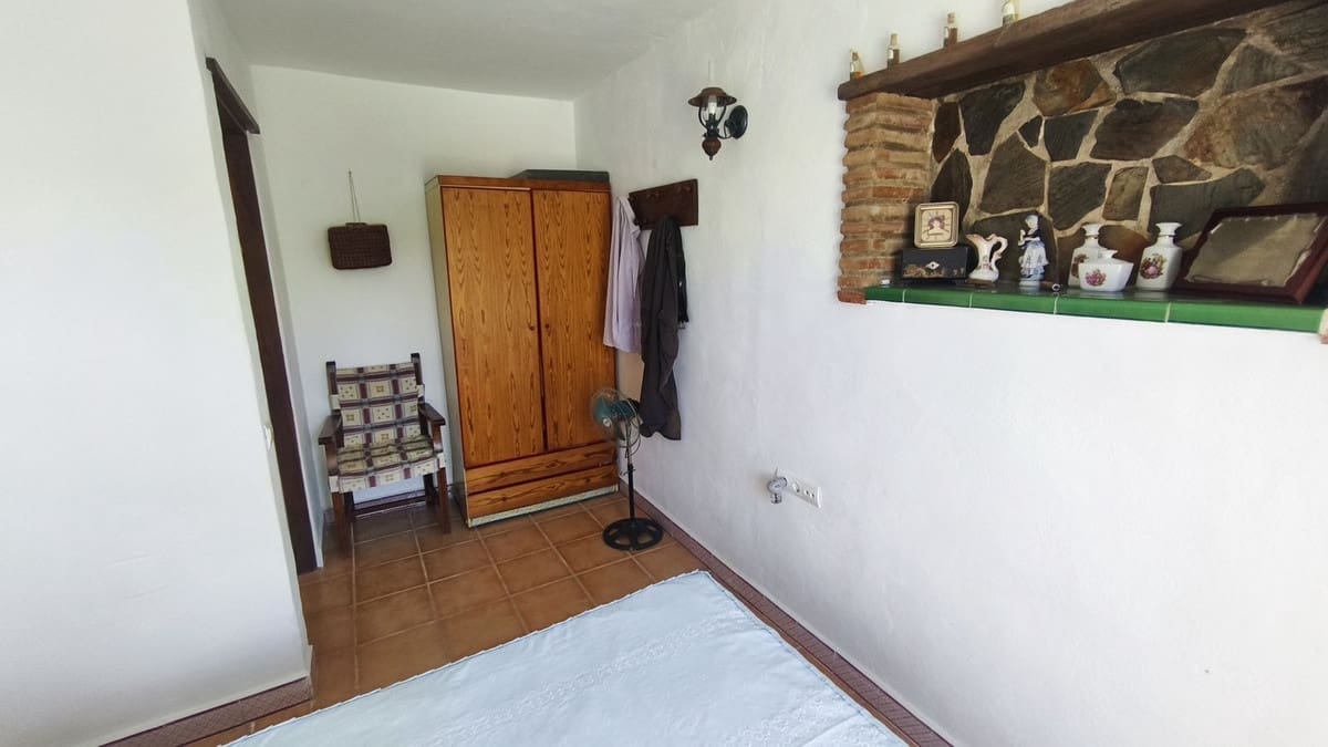 3 bedroom Finca/Country House for sale in Monda - € 450,000 (Ref: 9380520)