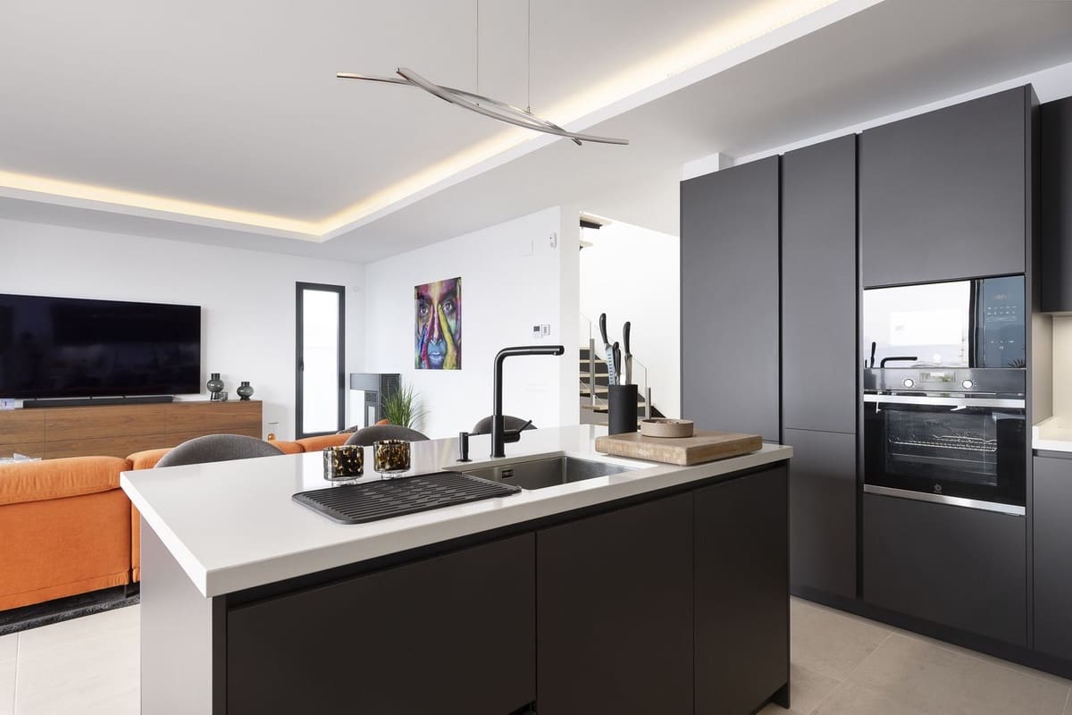 4 soverom Villa til salgs i Coin - € 759 000 (Ref: 9380521)