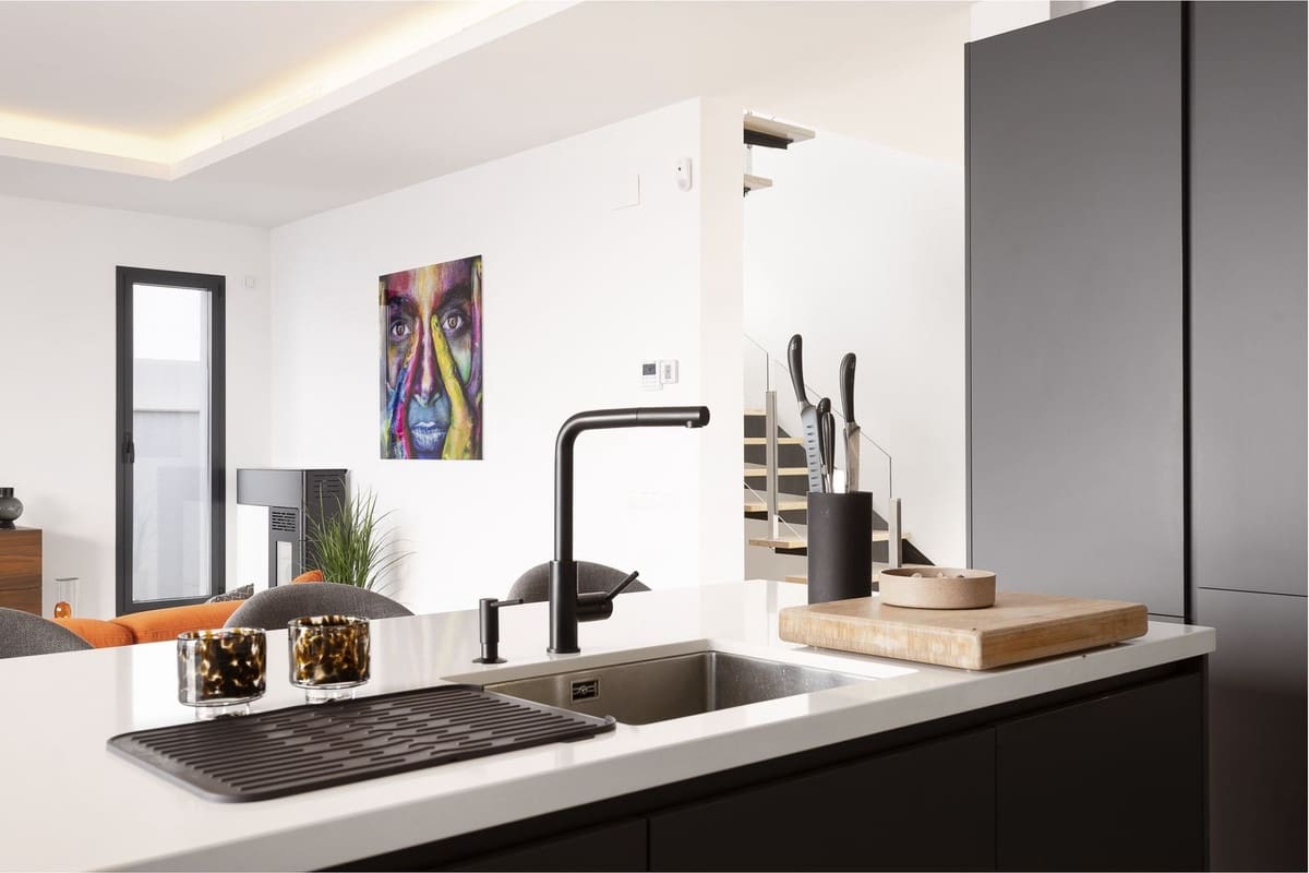 4 soverom Villa til salgs i Coin - € 759 000 (Ref: 9380521)