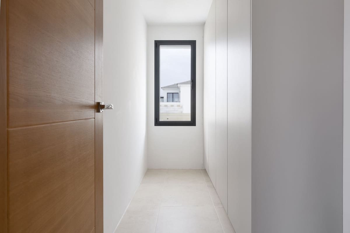 4 soverom Villa til salgs i Coin - € 759 000 (Ref: 9380521)