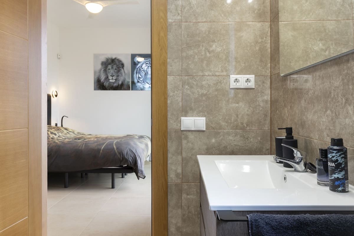 4 soverom Villa til salgs i Coin - € 759 000 (Ref: 9380521)