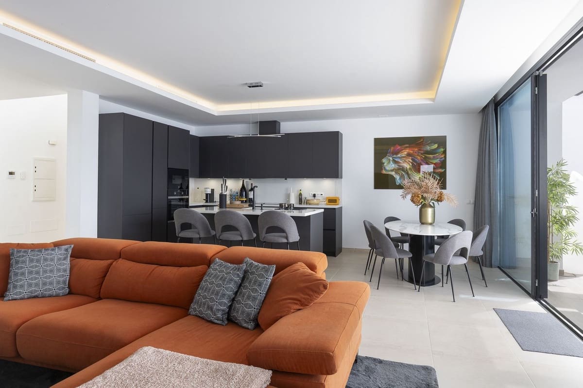 4 bedroom Villa for sale in Coin - € 759,000 (Ref: 9380521)