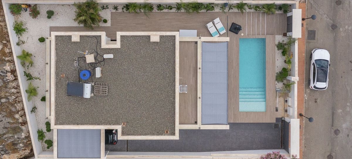 4 bedroom Villa for sale in Coin - € 759,000 (Ref: 9380521)