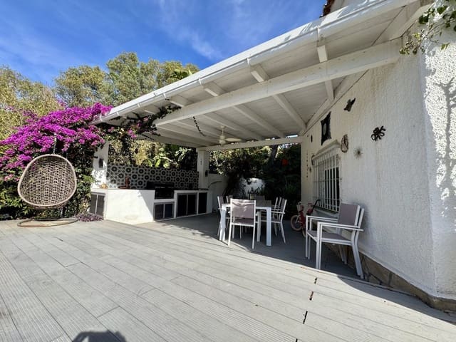 4 sypialnia Willa na sprzedaż w Casco Antiguo, Marbella - 980 000 € (Ref: 9380522)