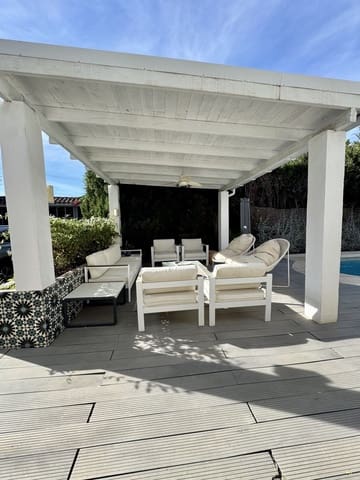 4 sypialnia Willa na sprzedaż w Casco Antiguo, Marbella - 980 000 € (Ref: 9380522)