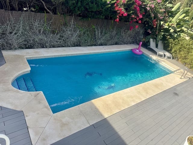 4 sypialnia Willa na sprzedaż w Casco Antiguo, Marbella - 980 000 € (Ref: 9380522)