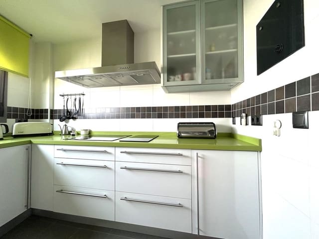 2 slaapkamer Penthouse te koop in Alhaurín el Grande - € 349.000 (Ref: 9380526)