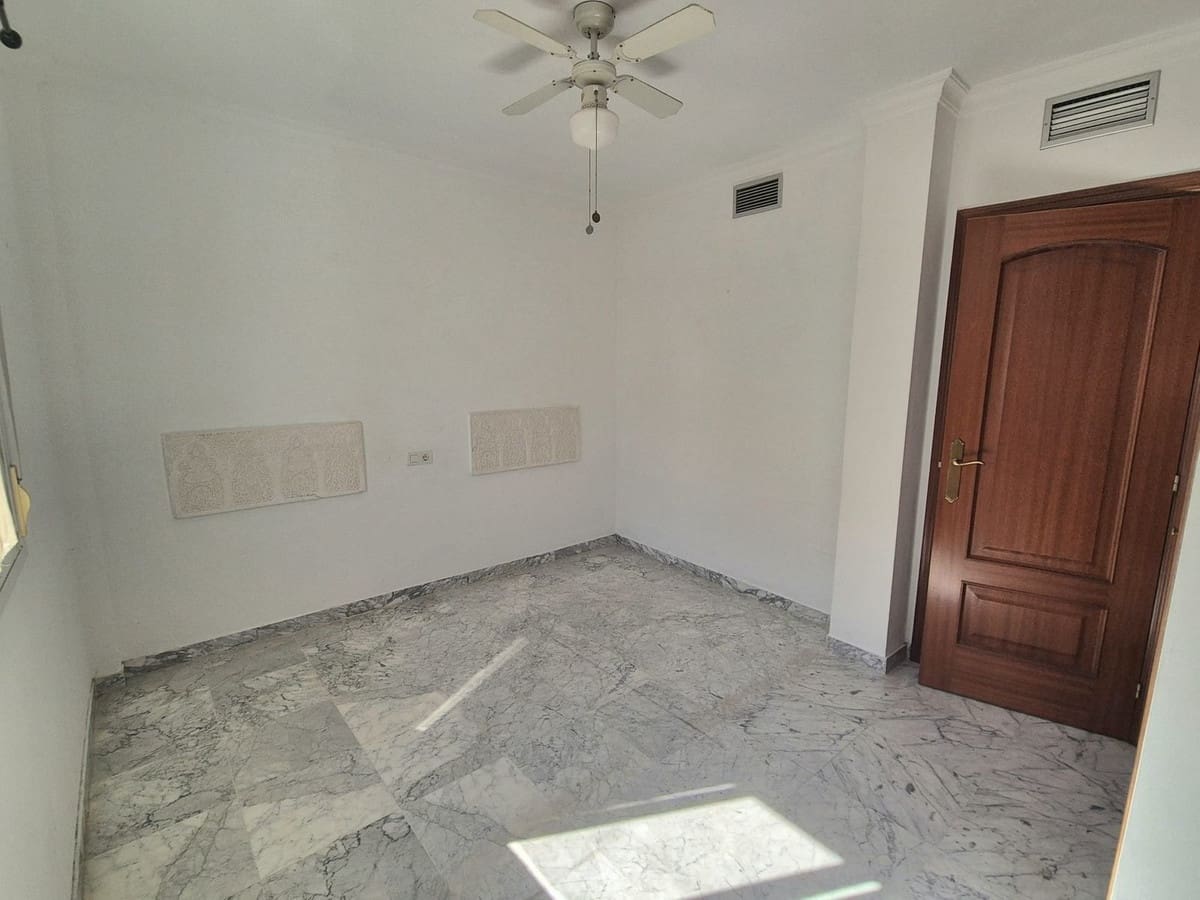 3 slaapkamer Finca/Landhuis te koop in Alhaurin Golf - € 495.000 (Ref: 9380532)