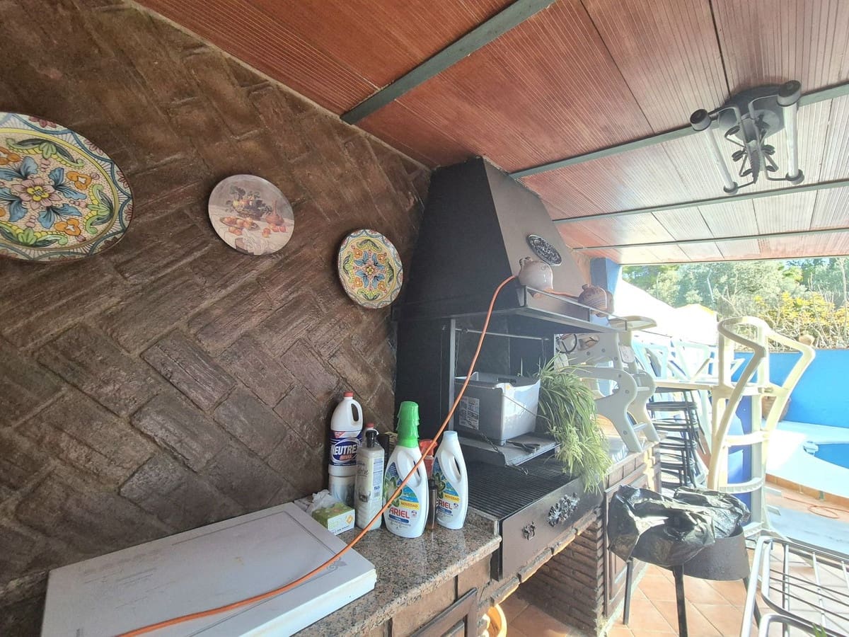 4 bedroom Finca/Country House for sale in Alhaurin el Grande with garage - € 499,000 (Ref: 9380534)