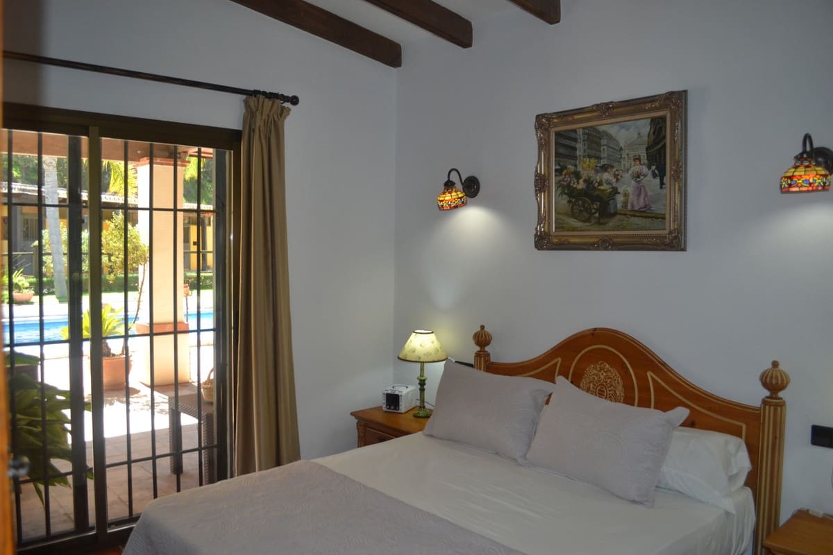 5 soveværelse Finca/Landehus til salg i Coin - € 1.495.000 (Ref: 9380538)