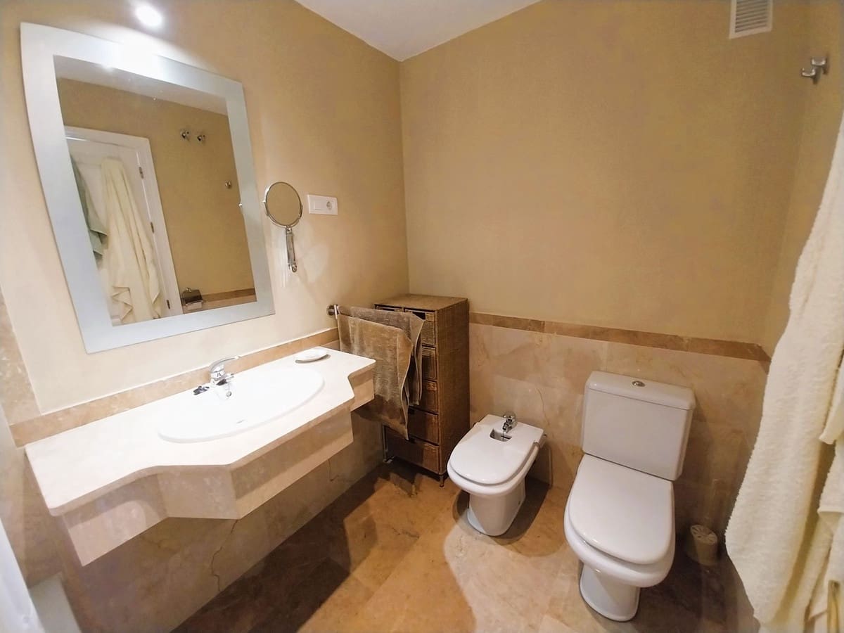 2 Zimmer Apartment zu verkaufen in Calahonda - 730.000 € (Ref: 9380539)