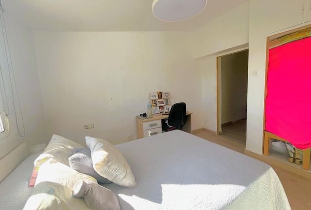 3 makuuhuone Maalaistalo myytävänä paikassa Parque Central, Estepona - 320 000 € (Ref: 9380540)