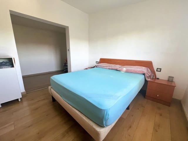 3 slaapkamer Finca/Landhuis te koop in Parque Central, Estepona met garage - € 320.000 (Ref: 9380540)