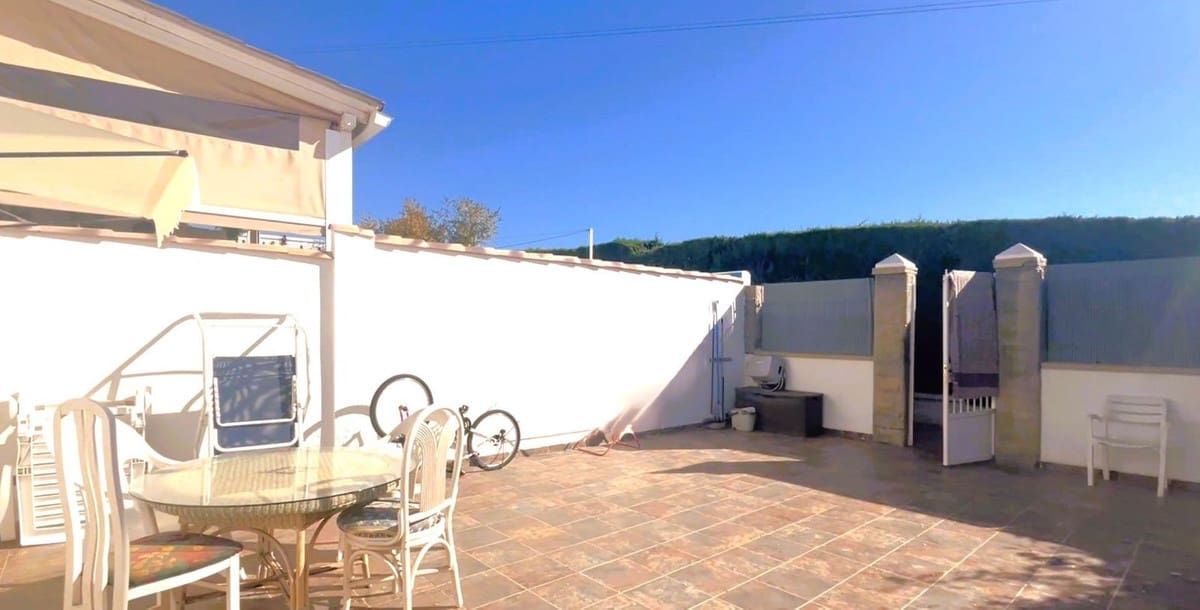 3 chambre Finca/Maison de Campagne à vendre à Estepona avec garage - 320 000 € (Ref: 9380540)