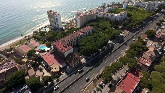 2 soveværelse Lejlighed til salg i Calahonda, Mijas - € 475.000 (Ref: 9380543)