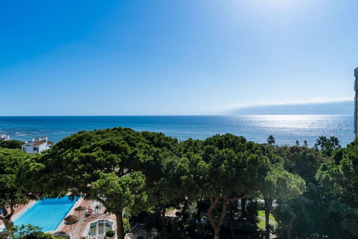 2 soveværelse Lejlighed til salg i Calahonda - € 475.000 (Ref: 9380543)